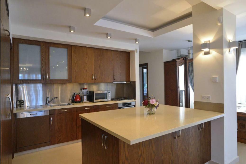 Huge Penthouse With Private Pool Apartment Paphos Exterior foto