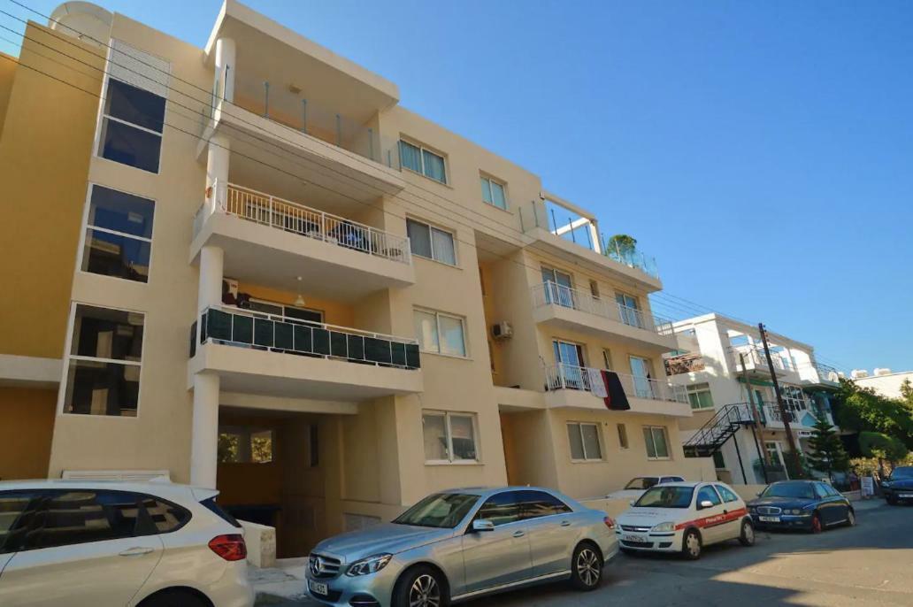 Huge Penthouse With Private Pool Apartment Paphos Exterior foto